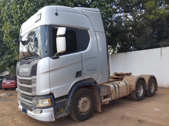 R500 AT 6X4 ANO 2021/2021
